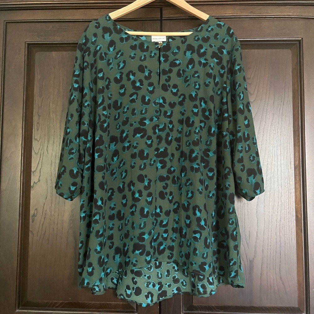 Ava & Viv Tunic Top Womens Plus Size 2X Fall Green Animal Print Flowy  Chic
